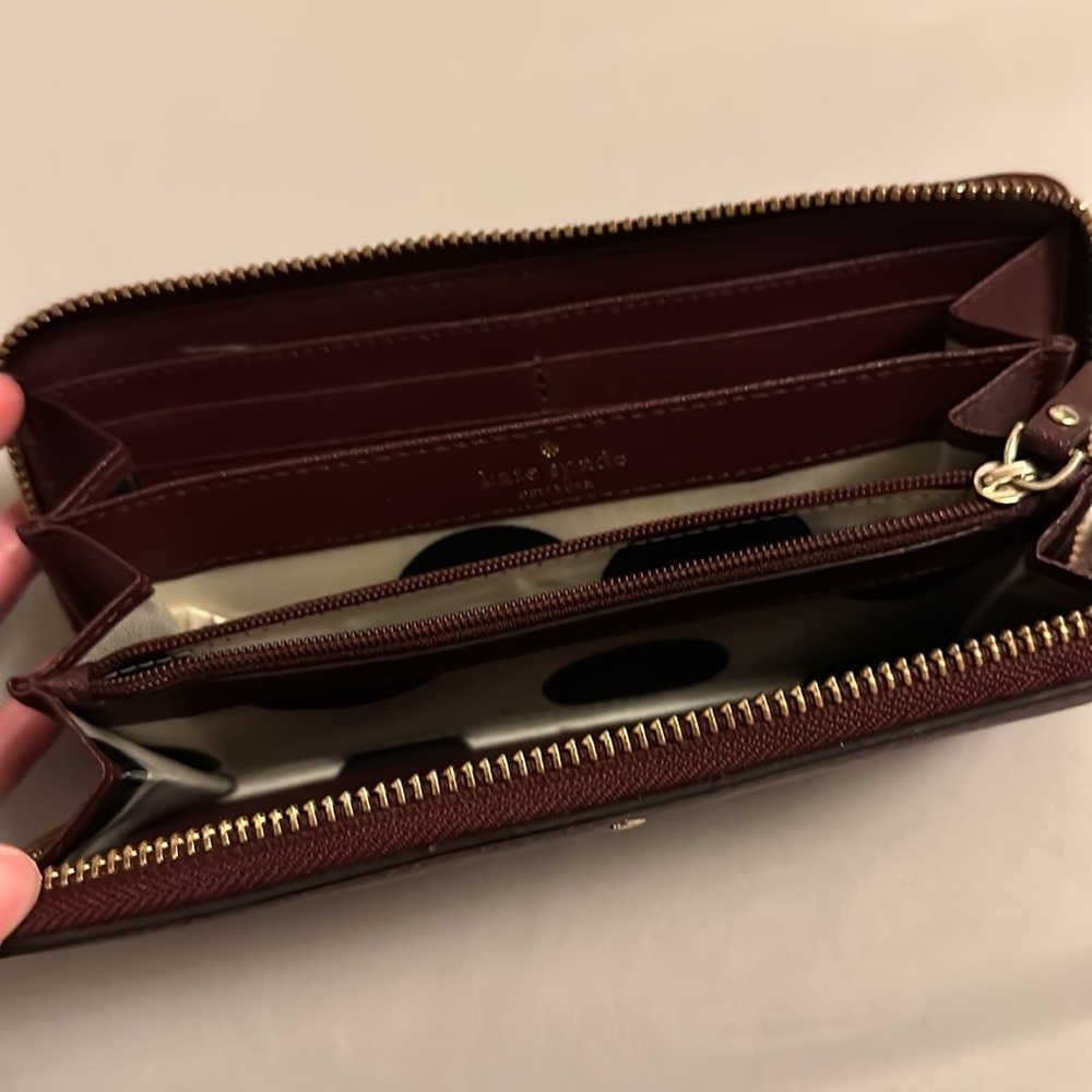 Kate Spade Wallet - Picture 2 of 3